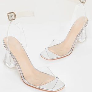 BOGO 🆓 PLT CLEAR HEELS SIZE 9